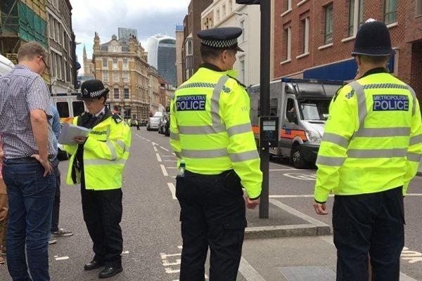 پلیس لندن جاده های منتهی به پارلمان را مسدود کرد