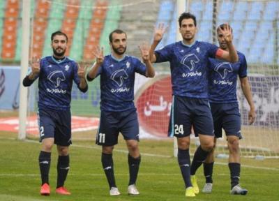 حاتمی: از استقلال به AFC شکایت می کنم