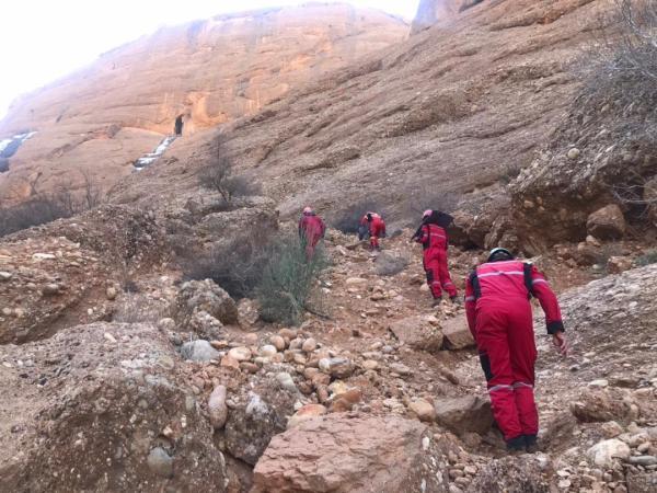 سقوط دو کوهنورد در یخچال یخار کوه دماوند سقوط دو کوهنورد در یخچال یخار کوه دماوند