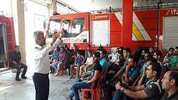 20 دوره آموزش ایمنی آتش نشانی در مهاباد برگزار شد